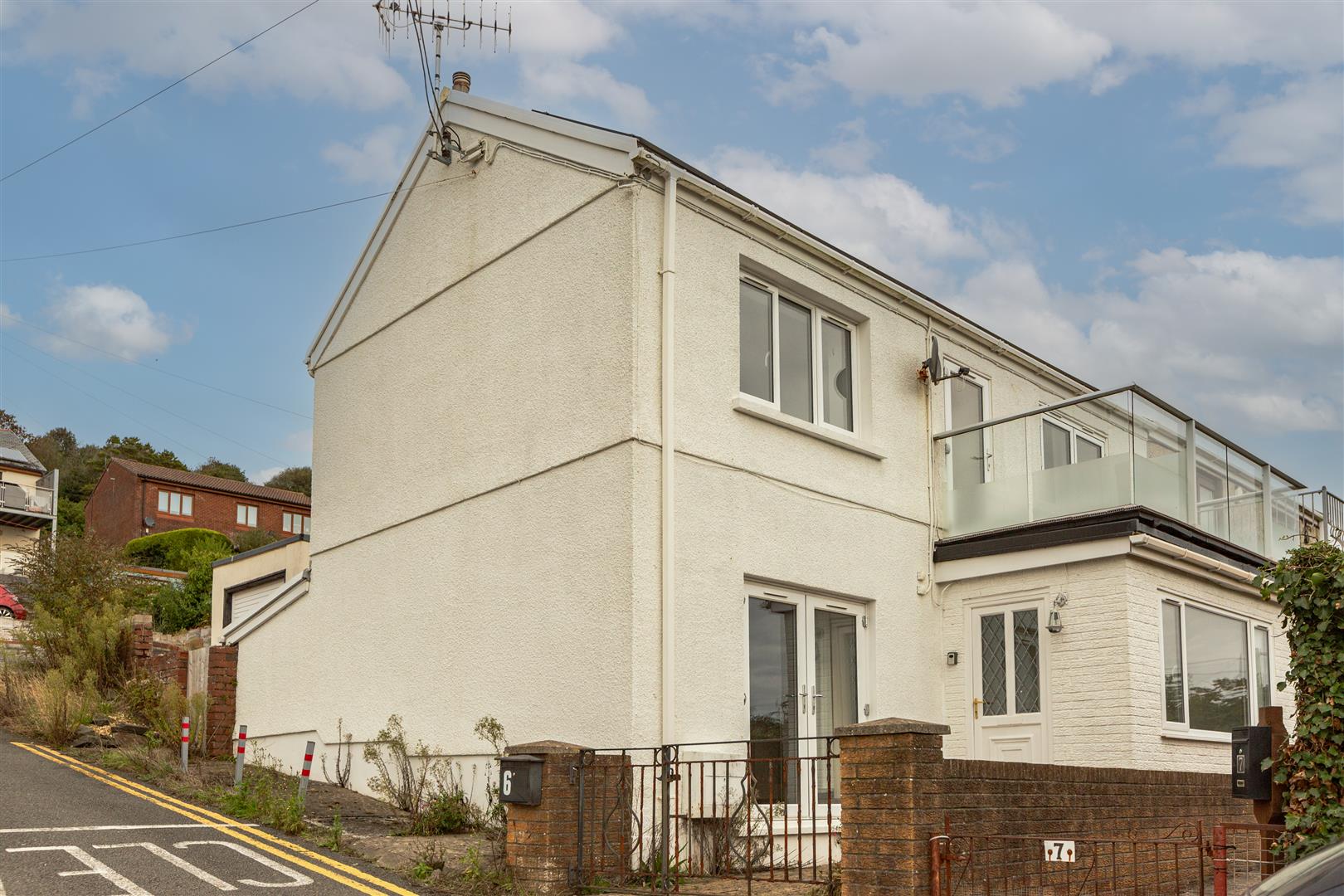 Myrtle Hill, Llanelli, SA15 4BH
